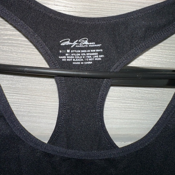 Marilyn Monroe Black Dri-Fit Stretchy Racerback Workout Tank - Picture 3 of 3